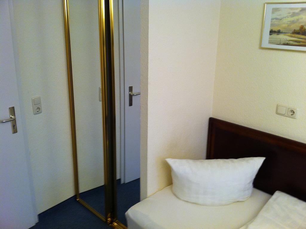 Pension Seba Grevesmuhlen Ruang foto
