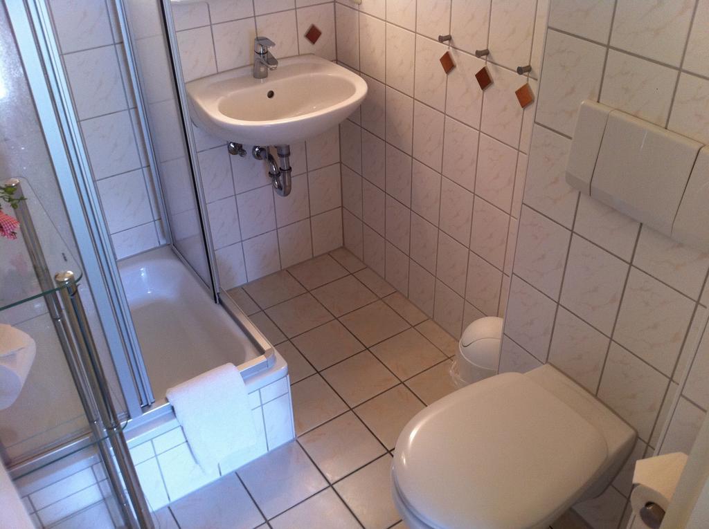 Pension Seba Grevesmuhlen Ruang foto